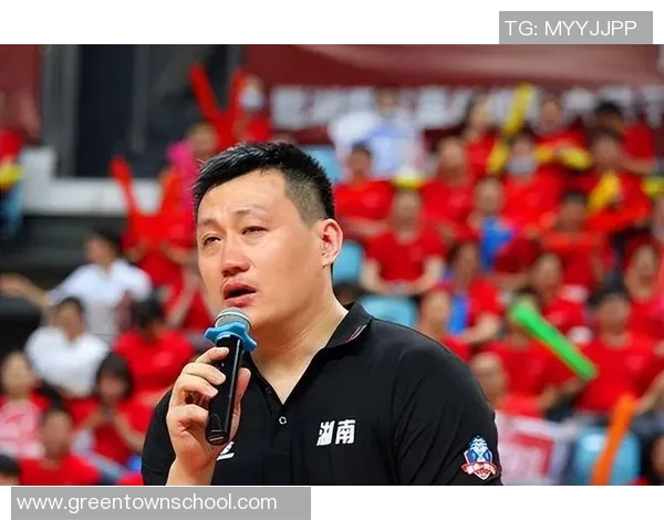 张伟独家分享篮球心得与技巧助你提升球技的秘密解析